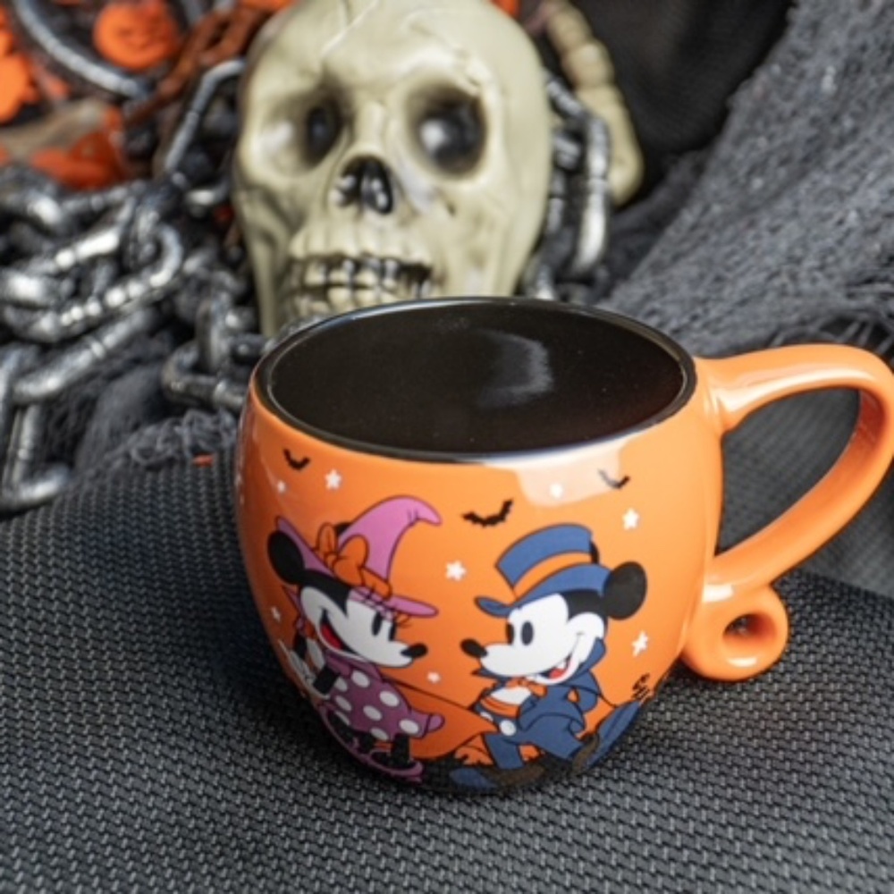 NWT Mug Bundle- Minnie Mouse Witch and Dracula Mickey Mouse Mug with Spoon